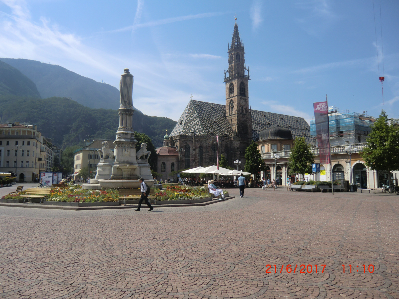 Bozen+0168+Walterplatz mit Dom