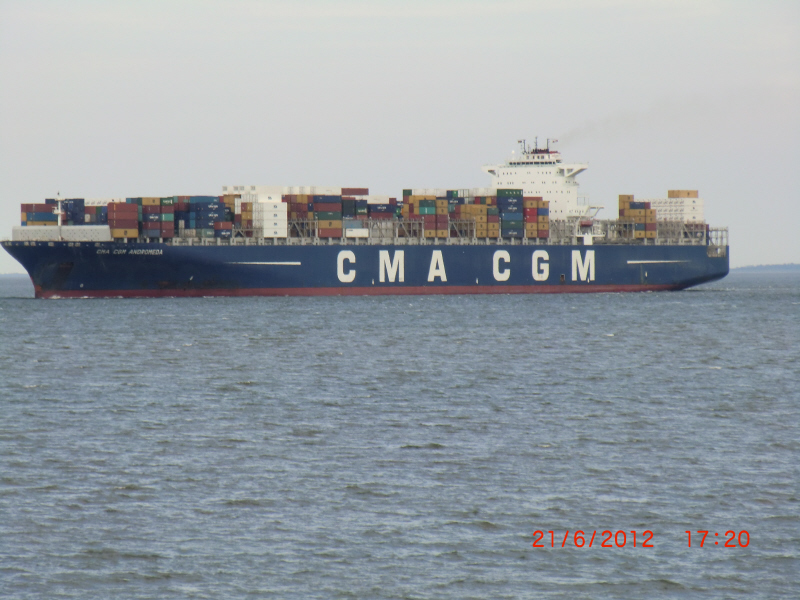 Cuxhaven+0207+Elbeschifffahrt