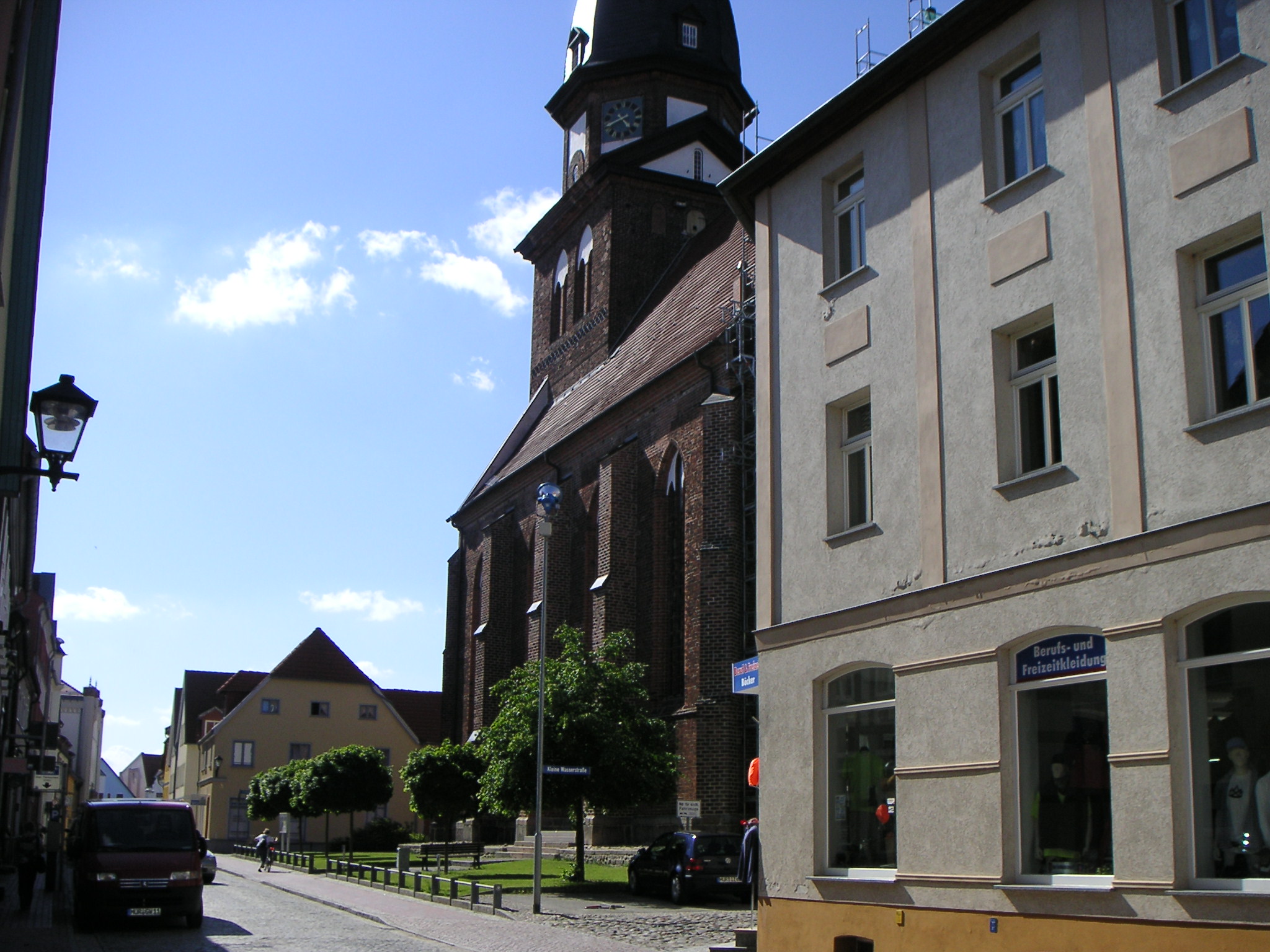HL-Rgen+0104+Waren