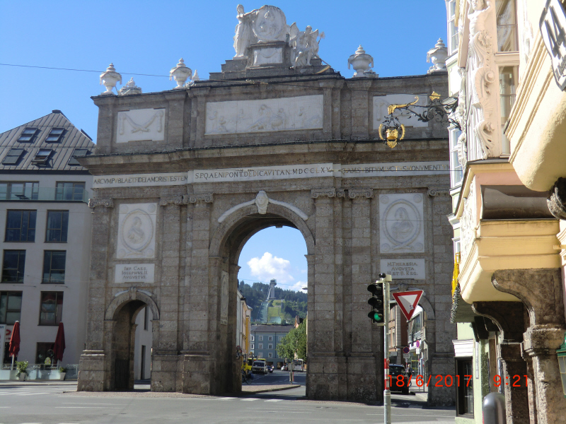 Innsbruck+0069+Triumphpforte u Sprungschanze