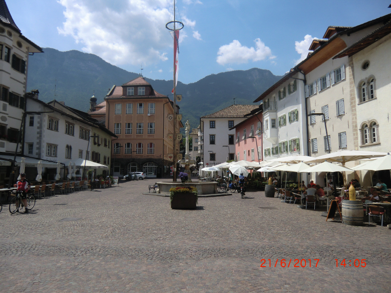 Kaltern+0176+Marktplatz