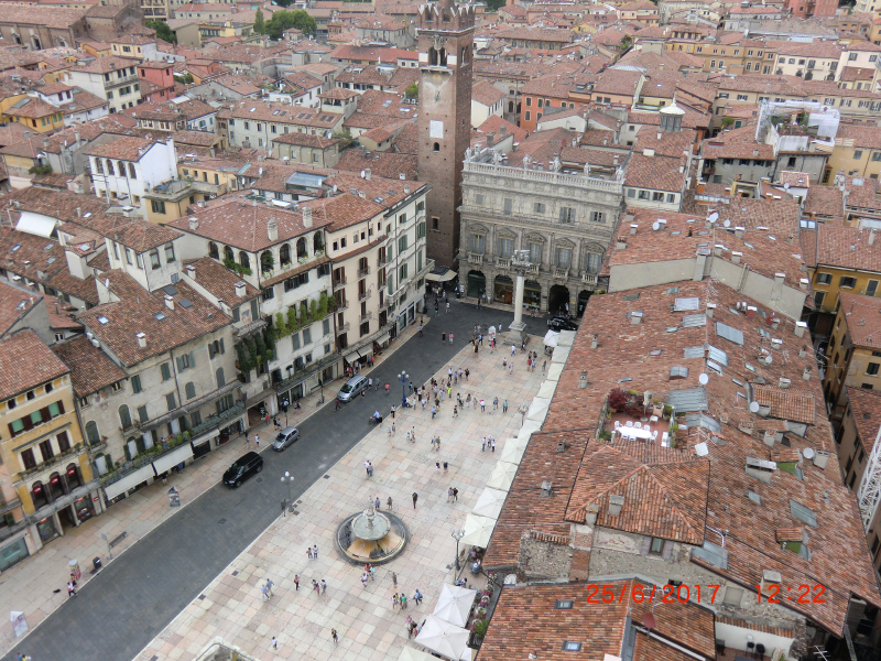 Verona+0267+Piazza delle Erbe